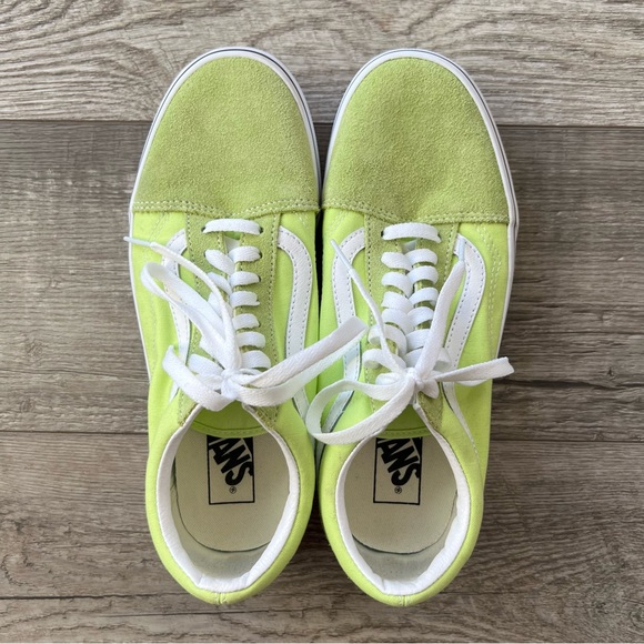 Vans Sharp Green Old Skool Classic Skate Shoes - Picture 3 of 14